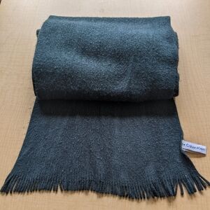 Calvin Klein forest green soft acrylic winter scarf